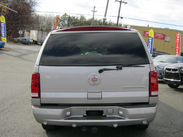 Cadillac Escalade 2004 photo 1