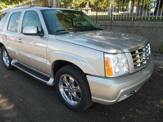 Cadillac Escalade EX - DUAL Power Doors SUV