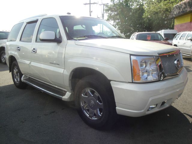 Cadillac Escalade Base SUV