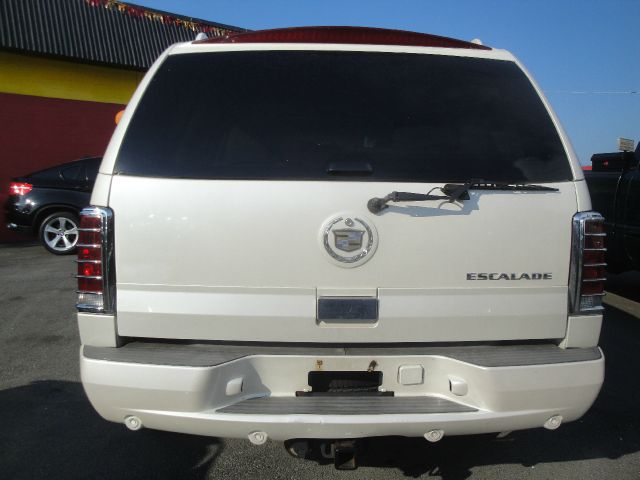 Cadillac Escalade 2005 photo 2