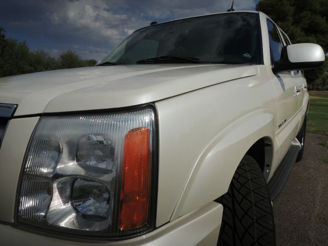 Cadillac Escalade 2005 photo 2