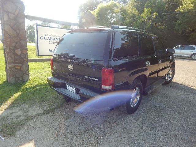 Cadillac Escalade 2005 photo 1