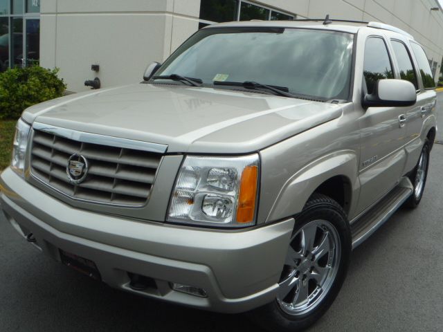 Cadillac Escalade GLS PZEV SUV
