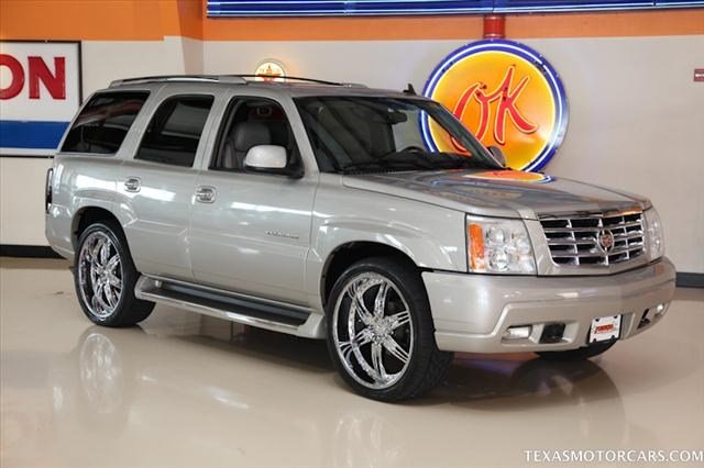 Cadillac Escalade Base Unspecified