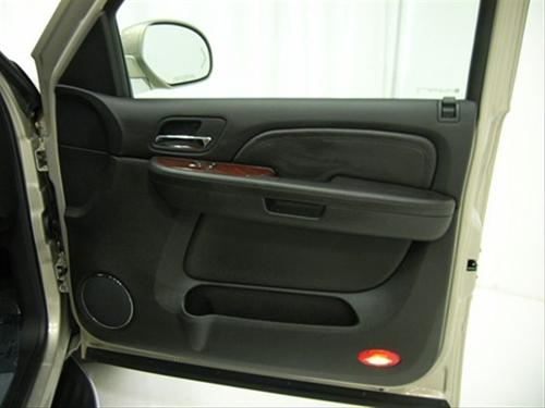 Cadillac Escalade 2007 photo 2