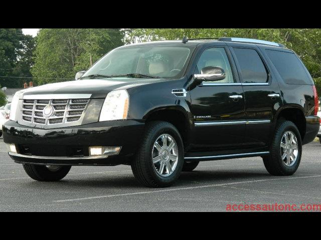 Cadillac Escalade LS Flex Fuel 4x4 This Is One Of Our Best Bargains SUV