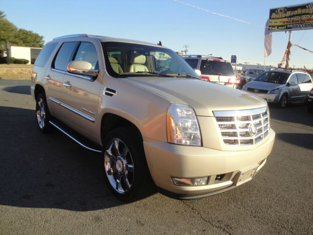 Cadillac Escalade EXT 4X4 FX4 SUV
