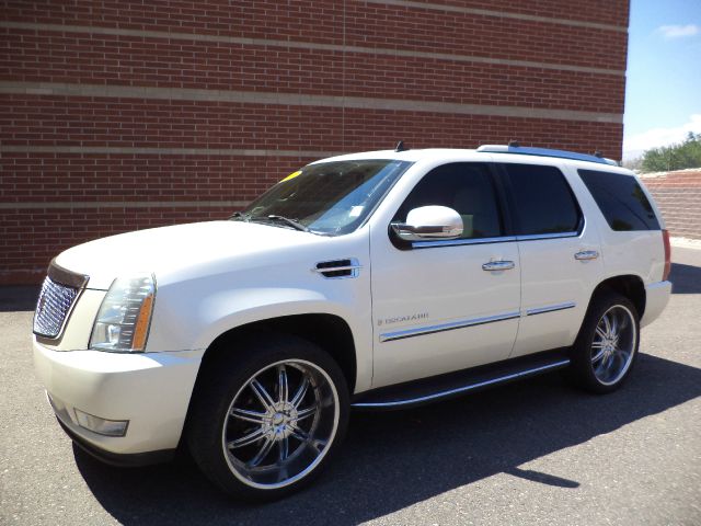 Cadillac Escalade EX - DUAL Power Doors SUV