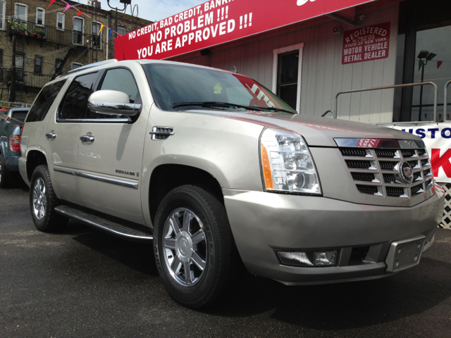 Cadillac Escalade EX - DUAL Power Doors SUV