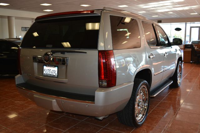 Cadillac Escalade 2007 photo 2