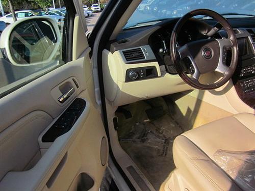 Cadillac Escalade 2007 photo 2