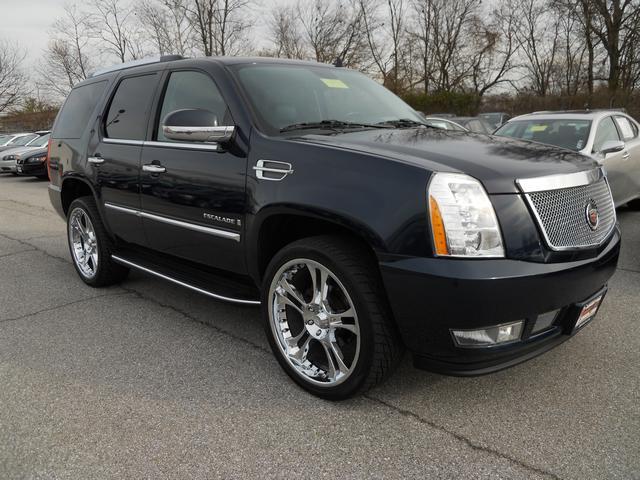 Cadillac Escalade 2dr Hatchback Coupe SUV