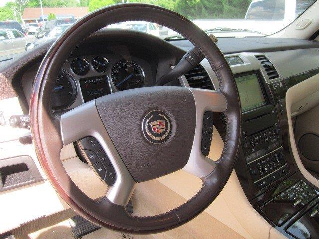 Cadillac Escalade 2008 photo 1