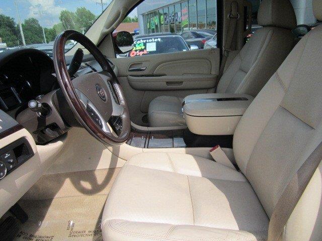 Cadillac Escalade 2008 photo 28