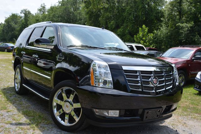 Cadillac Escalade 2010 photo 1