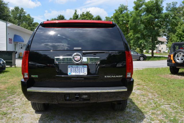 Cadillac Escalade 2010 photo 2
