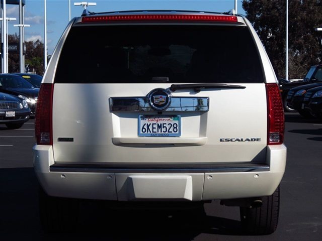 Cadillac Escalade 2010 photo 4