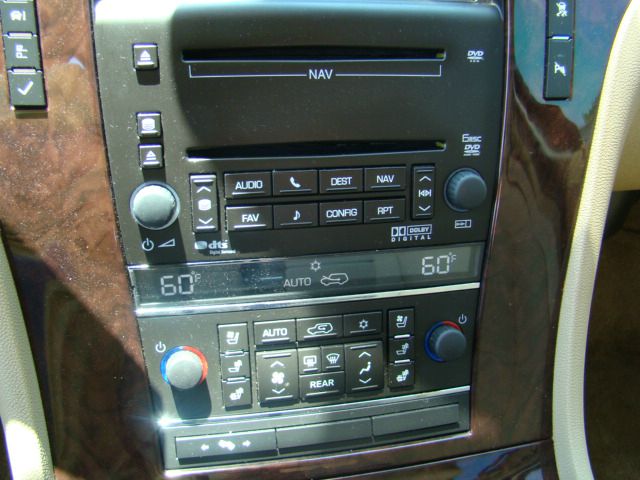 Cadillac Escalade GLS PZEV SUV