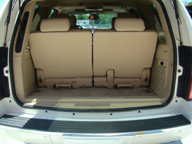 Cadillac Escalade 2010 photo 15
