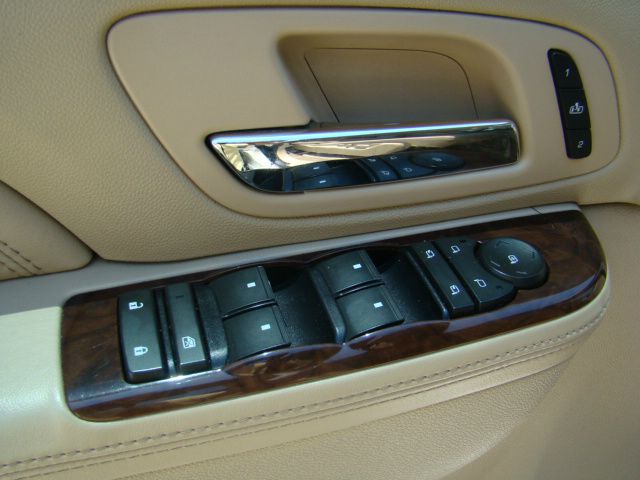 Cadillac Escalade 2010 photo 24