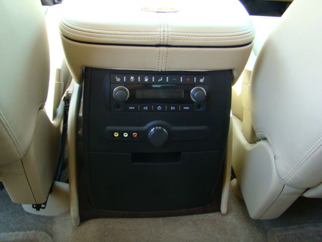 Cadillac Escalade 2010 photo 38