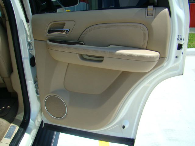 Cadillac Escalade 2010 photo 41