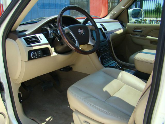 Cadillac Escalade 2010 photo 42