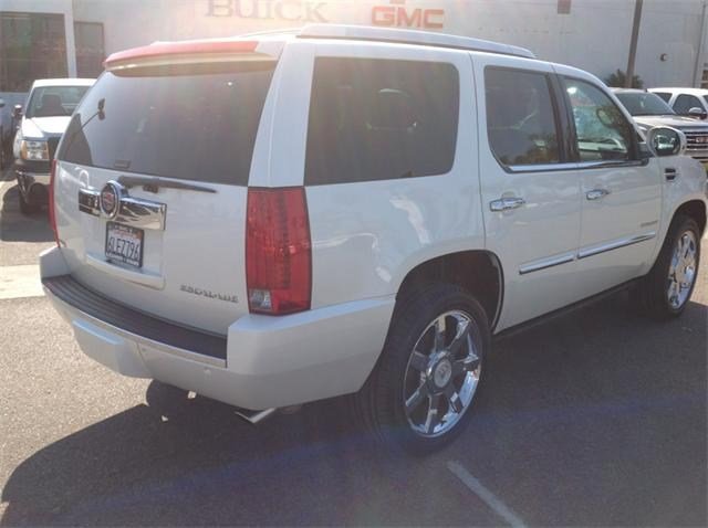 Cadillac Escalade 2010 photo 4