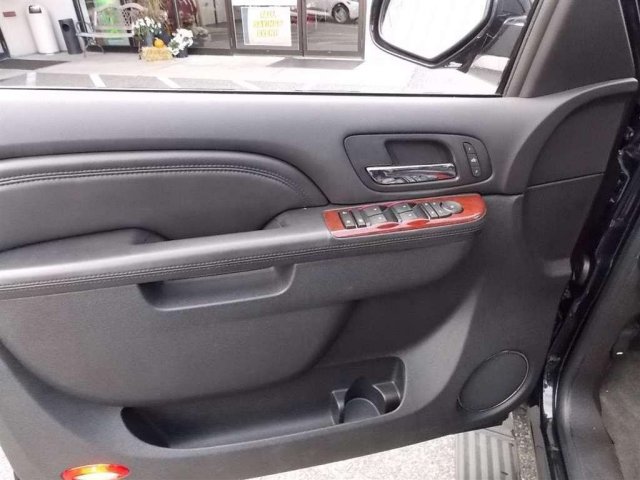 Cadillac Escalade 2010 photo 5