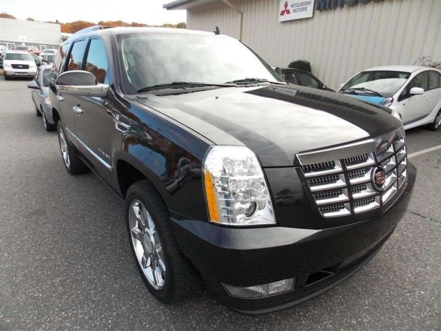 Cadillac Escalade 2010 photo 1