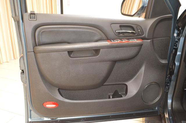 Cadillac Escalade 2010 photo 19