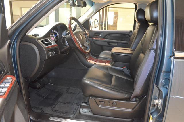 Cadillac Escalade 2010 photo 22