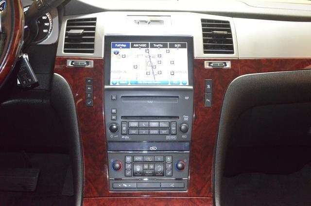 Cadillac Escalade 2010 photo 29
