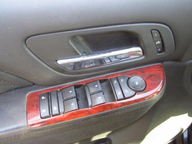 Cadillac Escalade 2010 photo 21