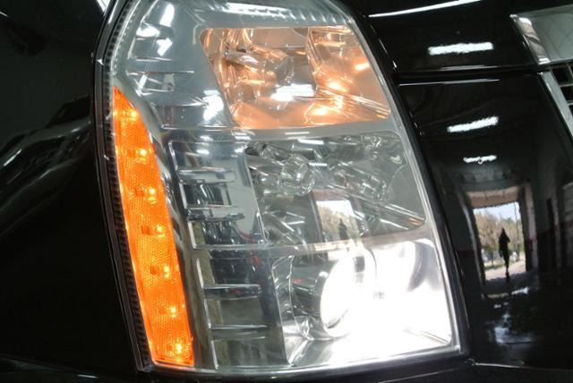 Cadillac Escalade 2010 photo 23