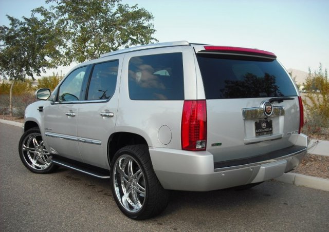 Cadillac Escalade 2010 photo 3
