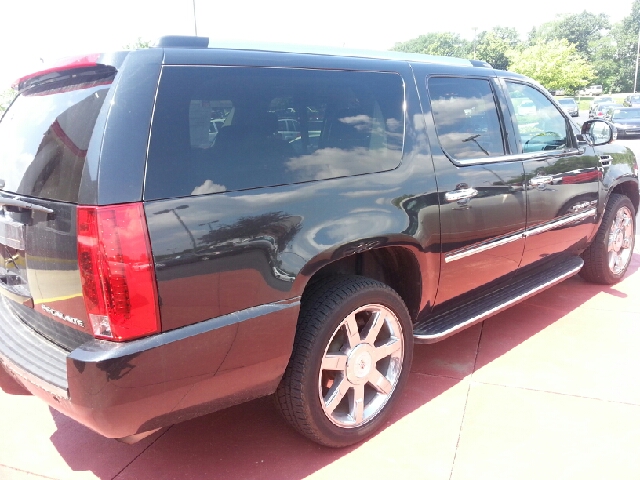 Cadillac Escalade 5dr Hatchback Automatic SUV
