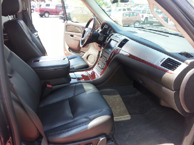 Cadillac Escalade 2010 photo 4