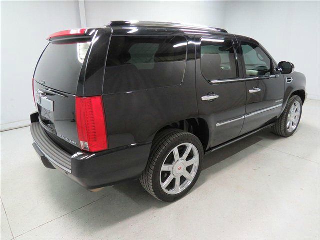 Cadillac Escalade 2010 photo 2