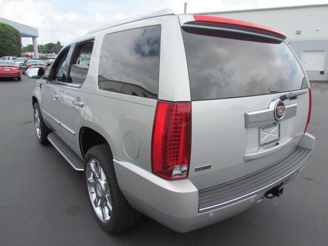 Cadillac Escalade 2011 photo 0