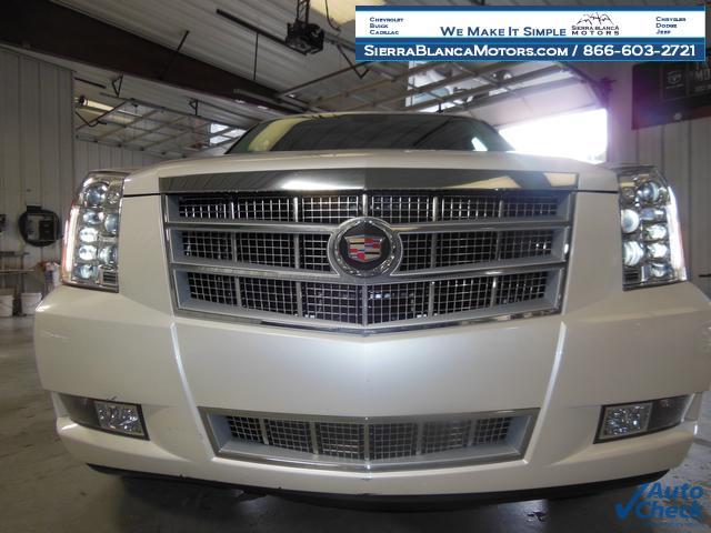 Cadillac Escalade 2011 photo 4