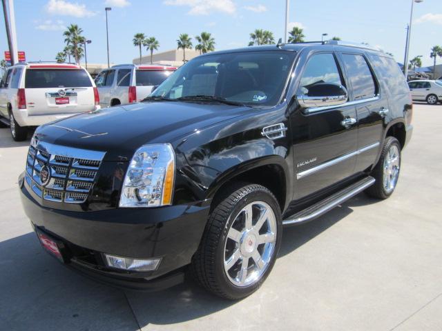 Cadillac Escalade 2011 photo 1