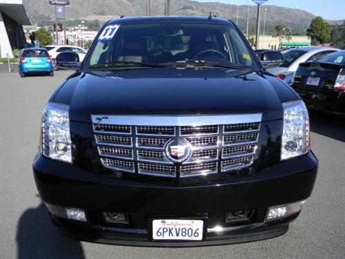 Cadillac Escalade 2011 photo 2