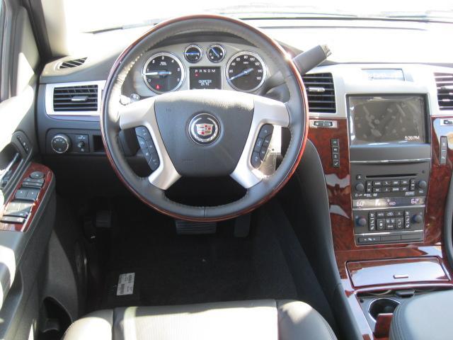 Cadillac Escalade 3.8L Manual Sport Utility