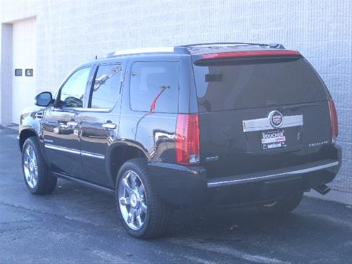 Cadillac Escalade 2011 photo 2