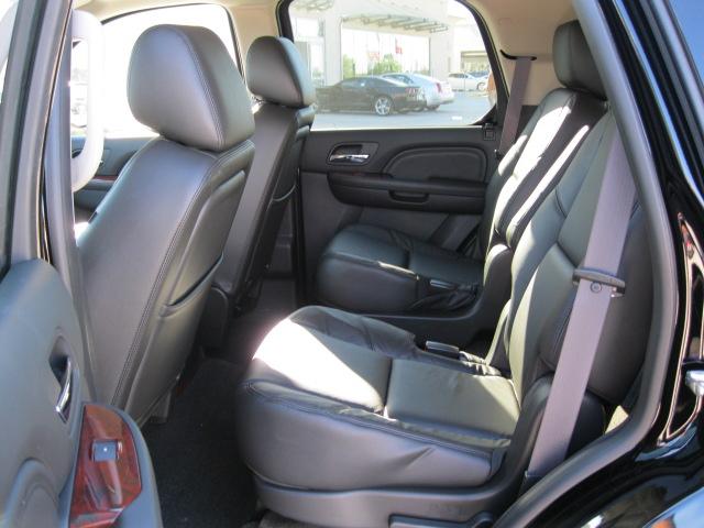 Cadillac Escalade 2011 photo 1