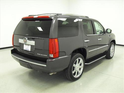 Cadillac Escalade 2011 photo 1