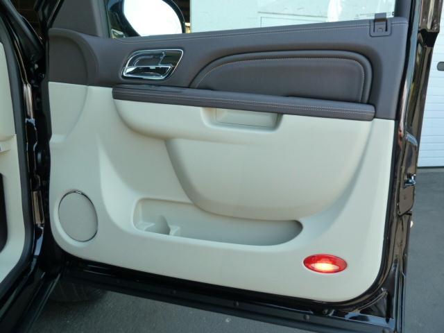 Cadillac Escalade 2011 photo 1