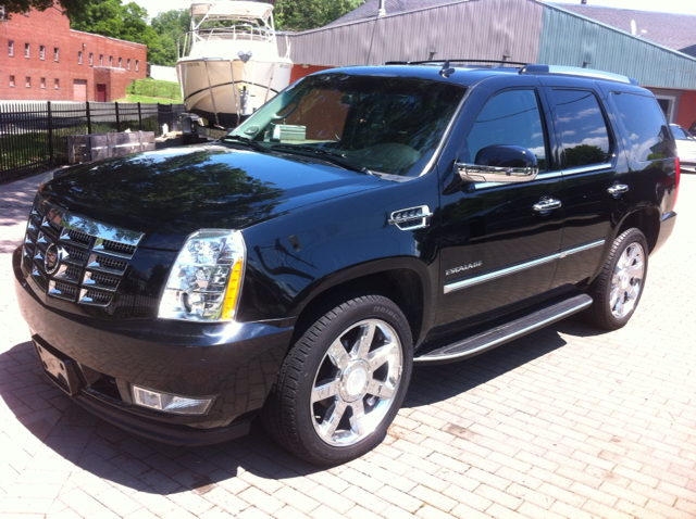 Cadillac Escalade 2011 photo 0
