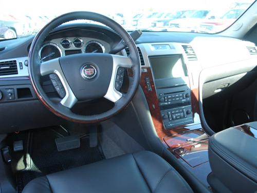 Cadillac Escalade 2011 photo 3